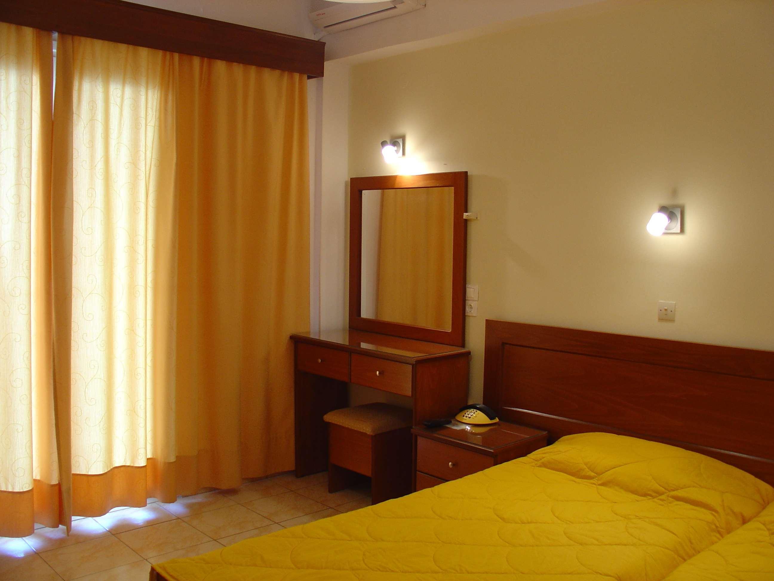 Golden Sands Hotel Agios Georgios  Bagian luar foto