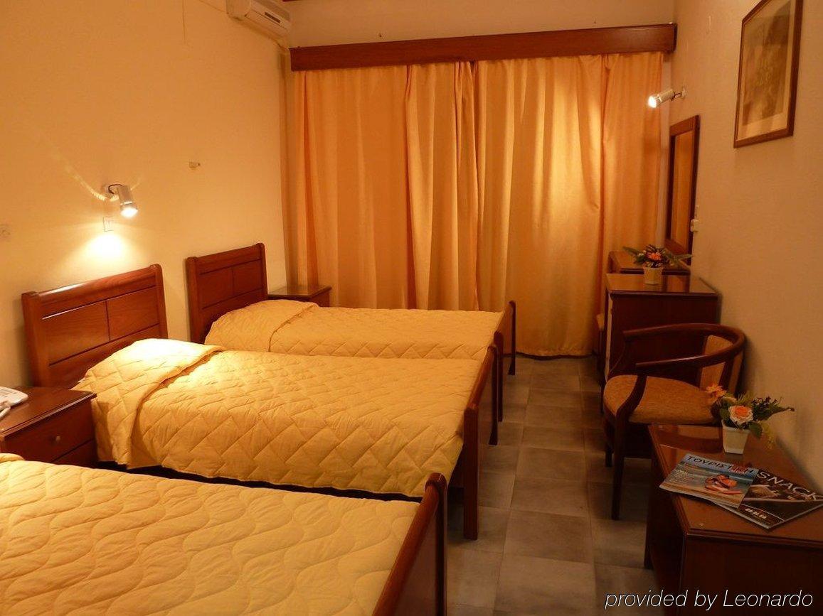Golden Sands Hotel Agios Georgios  Ruang foto