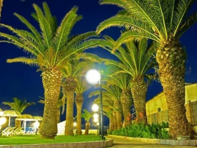 Golden Sands Hotel Agios Georgios  Bagian luar foto